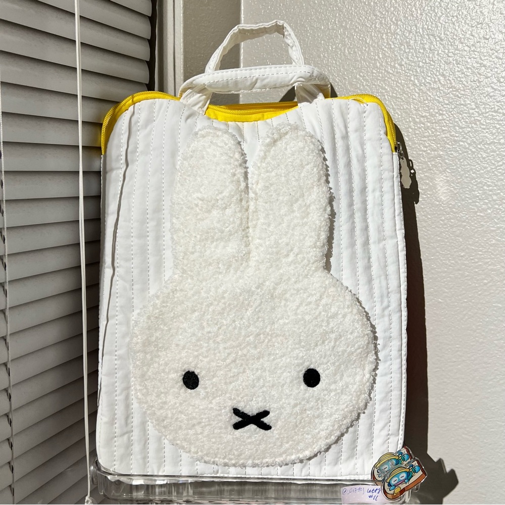 Miffy Puffy White Fluffy Textured Laptop Tablet Bag